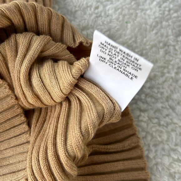 Dissh Tan Collared Top Size 8 - Picture 6 of 7